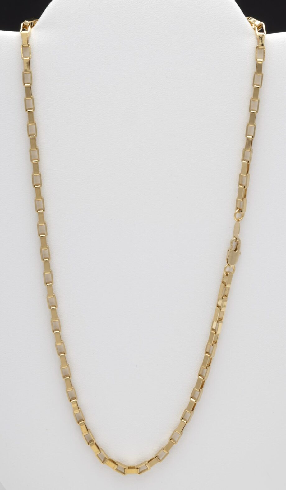 052B | Medium Open Box Chain