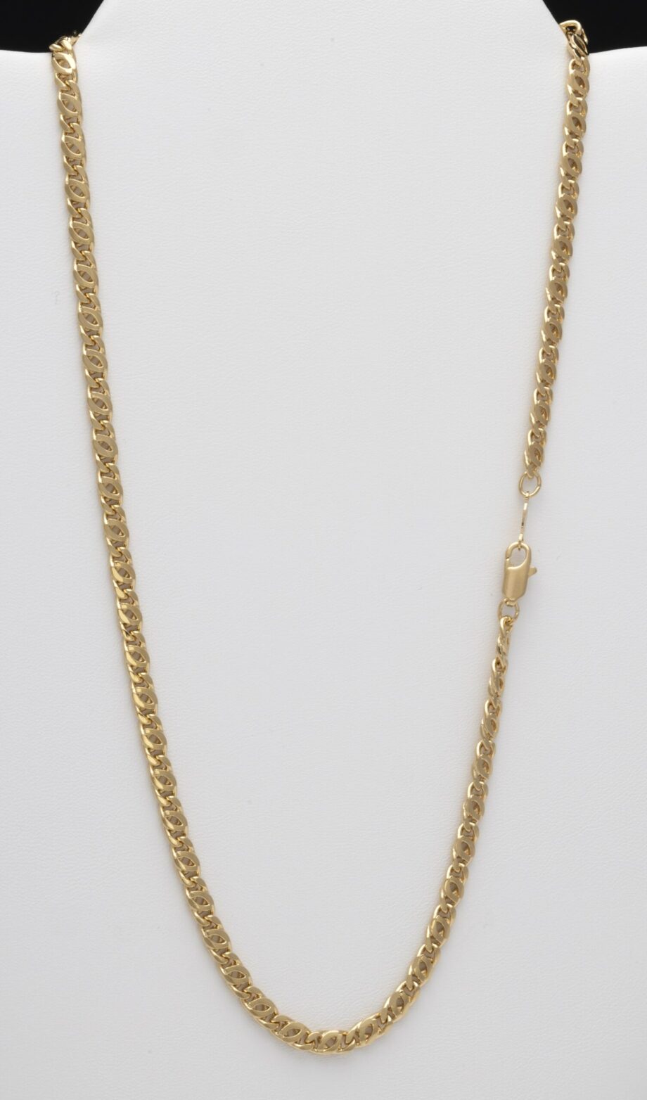 115 | Small Oval Emblem Chain