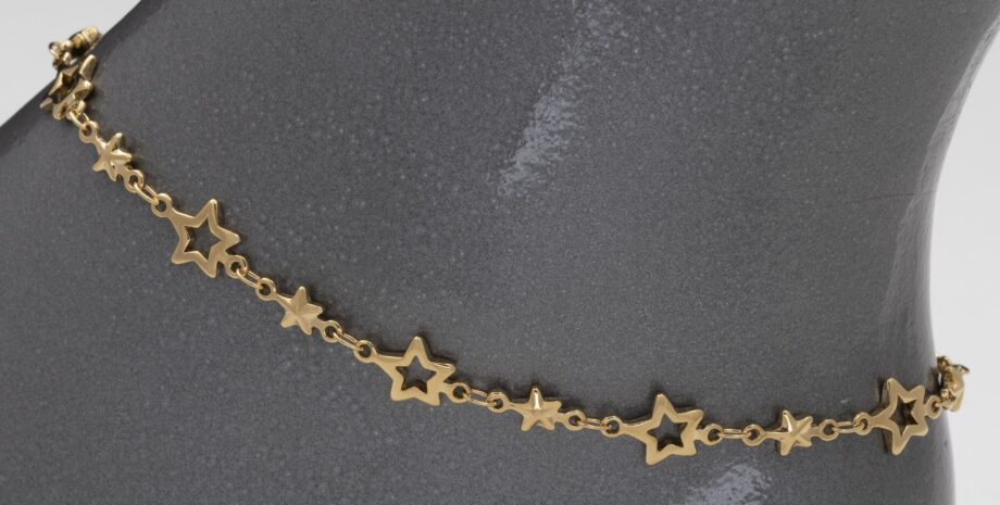 118 | Hollow & Solid Star Anklet