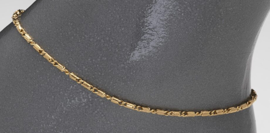 047C | Small Rounded Scroll Anklet