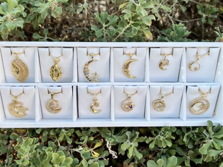 Sun/Moon/Stars - 12 Charms & Chains - With Display | Collection