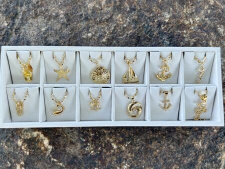 Life's A Beach - 12 Summer Themed Charms & Chains - With Display | Collection