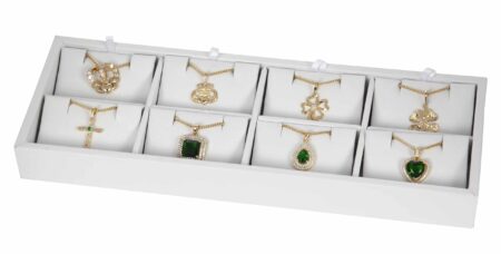 St. Patrick's Day - 8 Charms & Chains - With Display | Collection